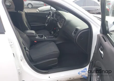 2015 Dodge Charger Se z USA, uszkodzony, nr VIN 2C3CDXBG4FH726795